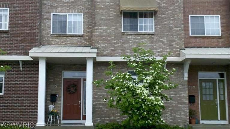 1st image of 255 S Eastowne Dr
