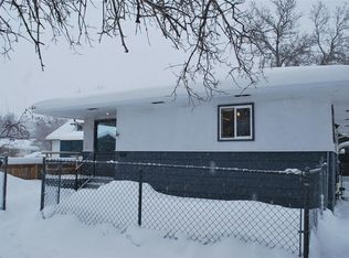 424 N 6th St, Livingston, MT 59047