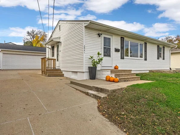 2941 Juhl Dr NE, Cedar Rapids, IA 52402