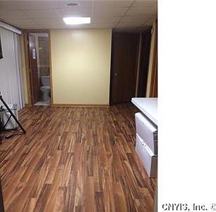 3rd image of 103 Longwood Dr