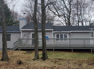 3105 Leisure Dr, Pocono Summit, PA
