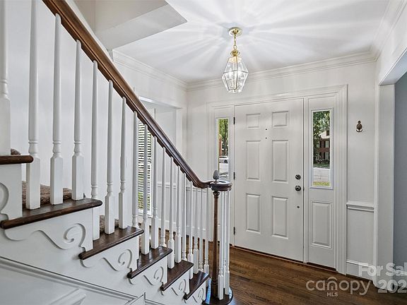 5th image of 6605 Mays Chapel Ln