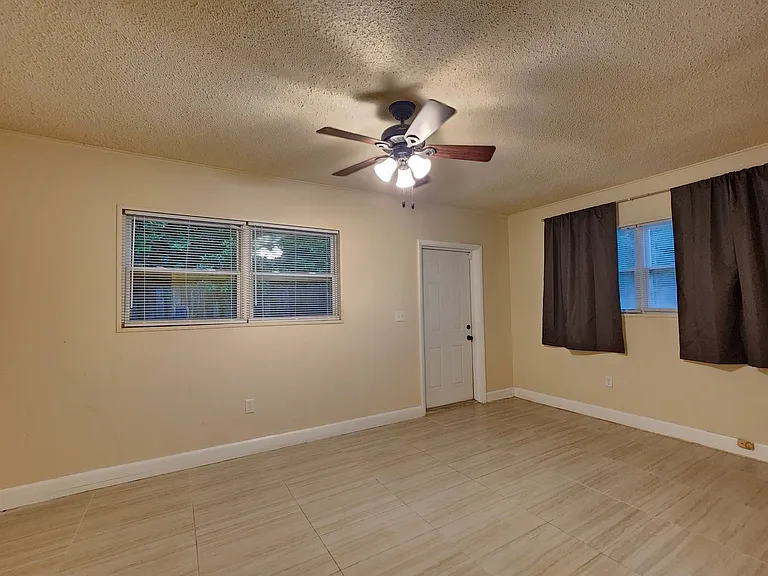 3453 NW 1st Ct — Photo 24