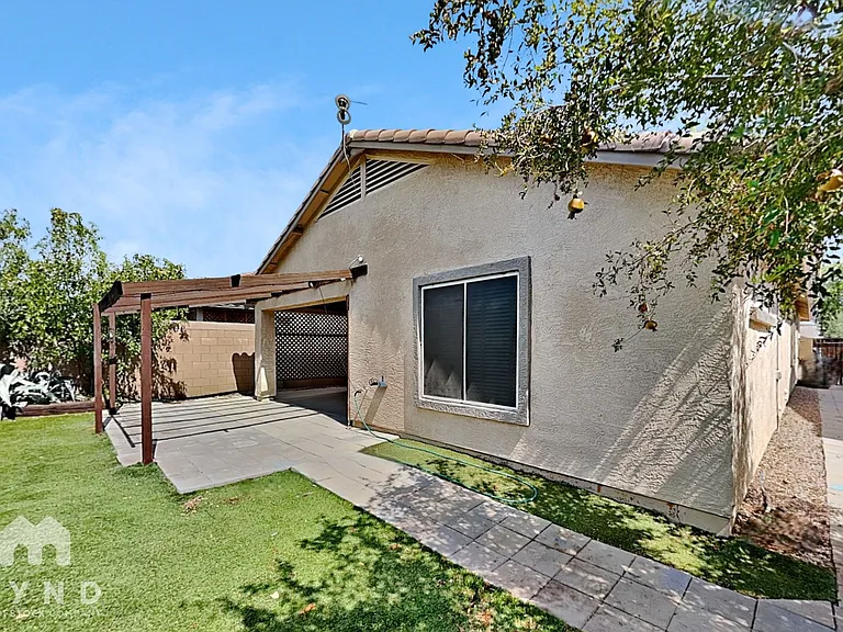 1423 E Poncho Ln — Photo 19