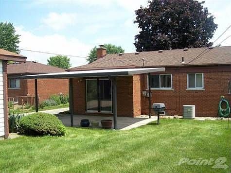 2nd image of 40703 Regency Dr