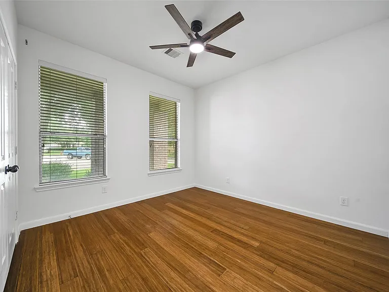 3143 S Royce Cir — Photo 24
