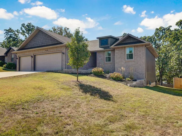 976 E Lakota Street, Nixa, MO 65714