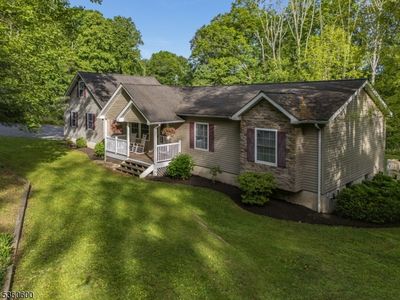 17 Glenn Ave, Glen Gardner, NJ, 08826
