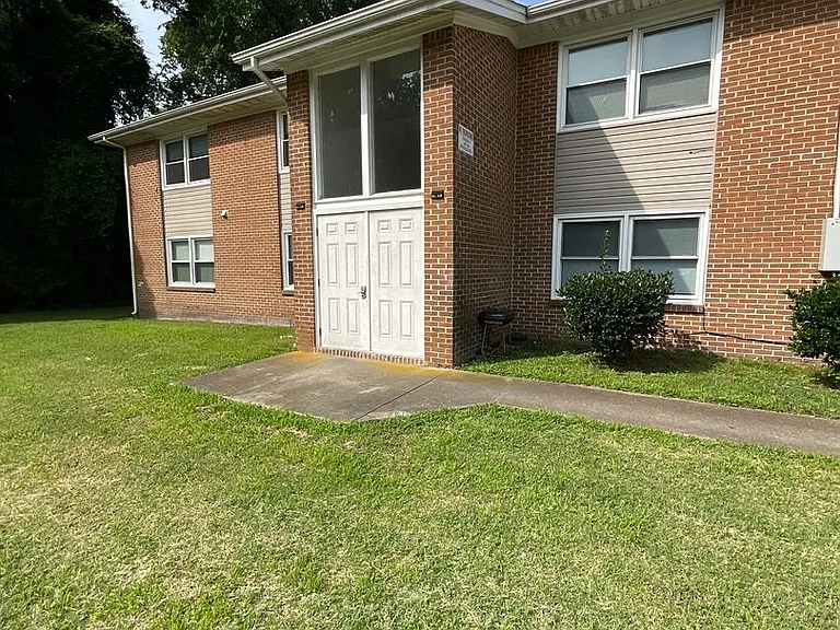 3607 Gum Dr #C — Photo 4