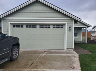 471 Se Isenberg St, Dallas, OR 97338