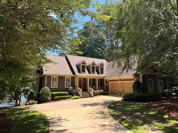 1020 Colonial Ct, Greensboro, GA 30642