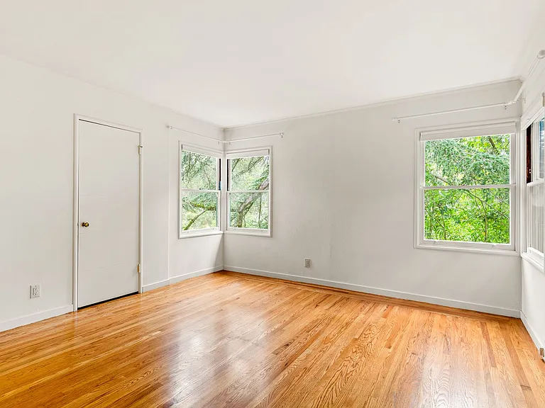 6857 Armour Dr — Photo 29