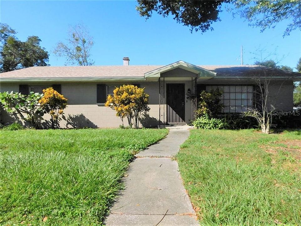 1st image of 900 Fort Lane Dr
