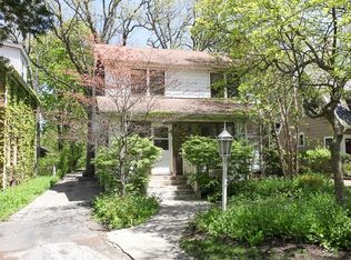 1155 Ridgewood Dr, Highland Park, IL