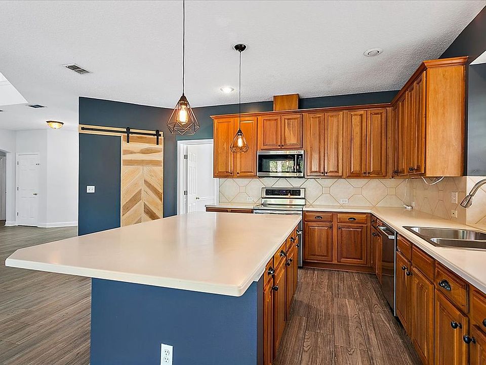 1st image of 208 N Checkerberry Way