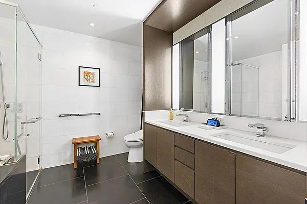 Bathroom, photo 3