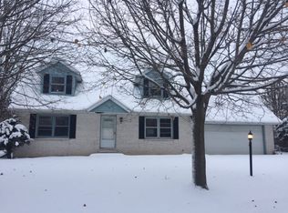 52127 Ridgeway Ln, Elkhart, IN 46514