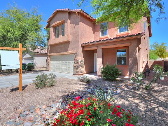 2nd image of 44176 W Griffis Dr