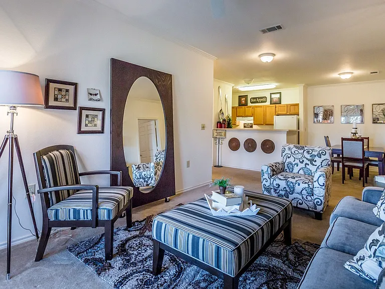 Foothills Apartments — Photo 23