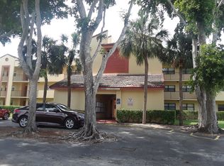 3399 Foxcroft Rd APT 305, Hollywood, FL 33025