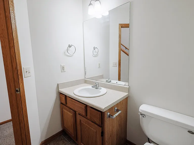8815 Venice Ln — Photo 11