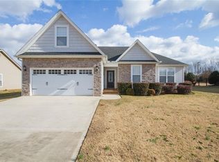 1002 Drakes Xing, Anderson, SC 29625