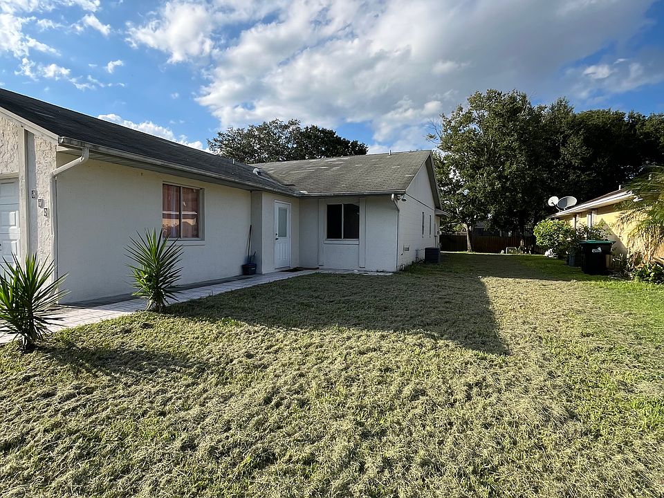 1st image of 574 Bablonica Dr