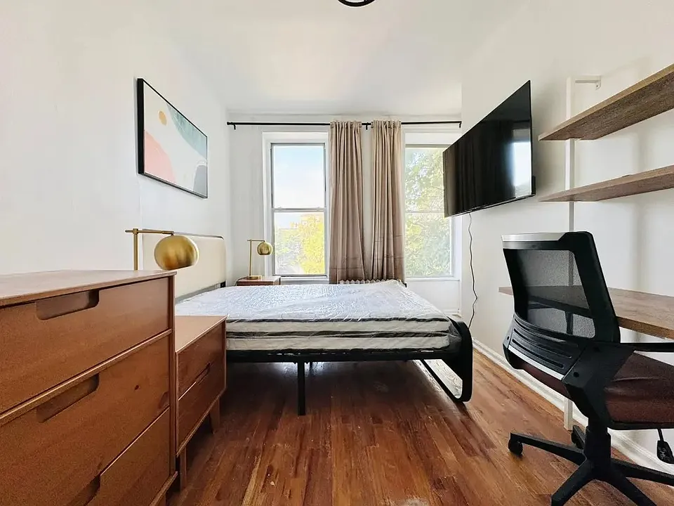 72 Van Buren St #3-113