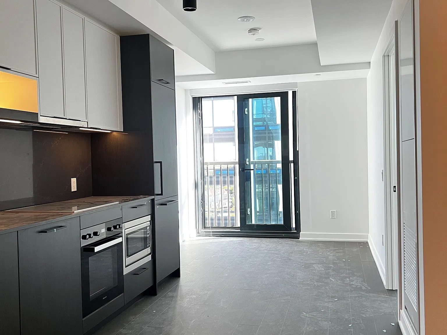 2 bed, $2,300 — Photo 2