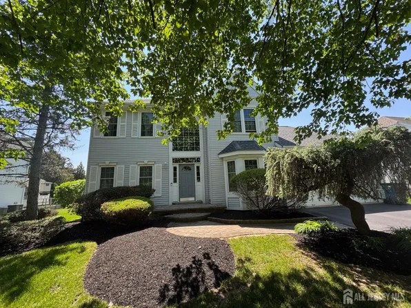 9 Madison Dr, Plainsboro, NJ 08536