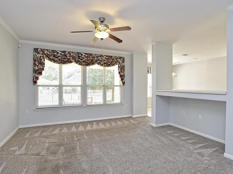 117 Beautybush Trl — Photo 9