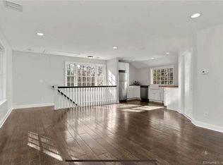 33 Evergreen Hill Rd #1, Fairfield, CT 06824