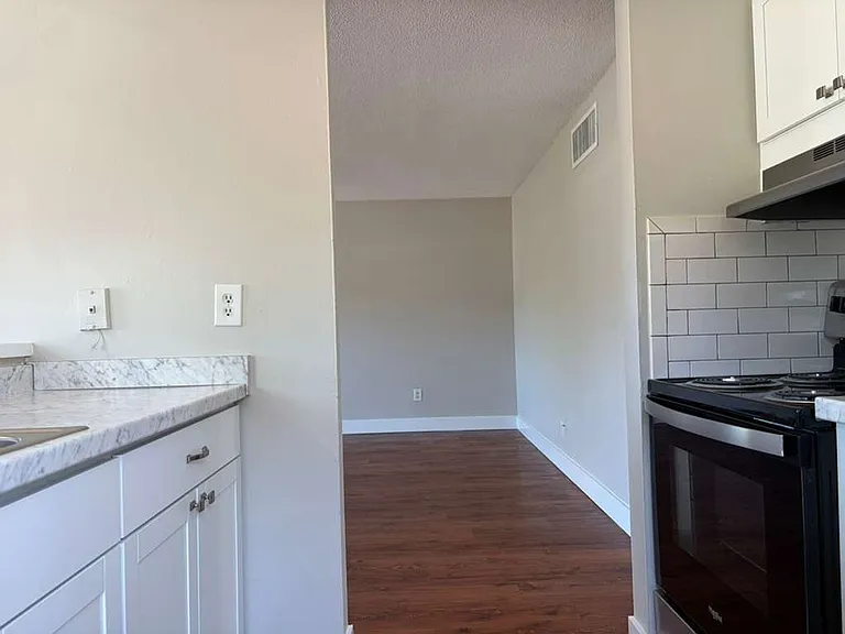 2202 57th St S #108 — Photo 8