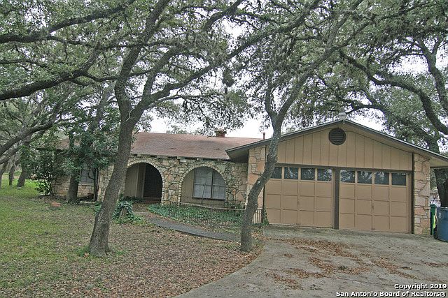 1st image of 324 County Road 381