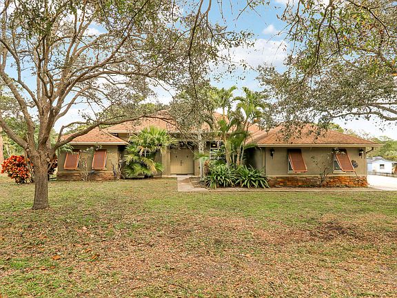 2nd image of 1859 Tom A Toe Road