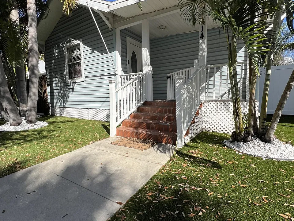 114 S Westland Ave