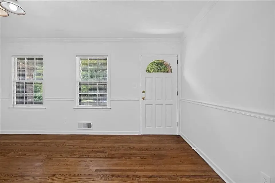 3292 Holly Springs Rd NE — Photo 2