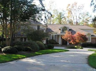 10706 Governors Dr, Chapel Hill, NC 27517