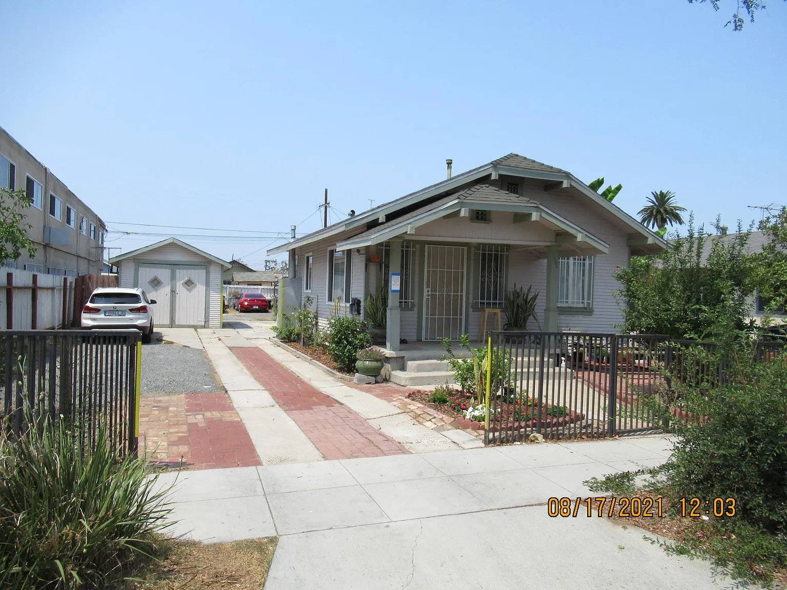 1365 Dawson Ave — Photo 1