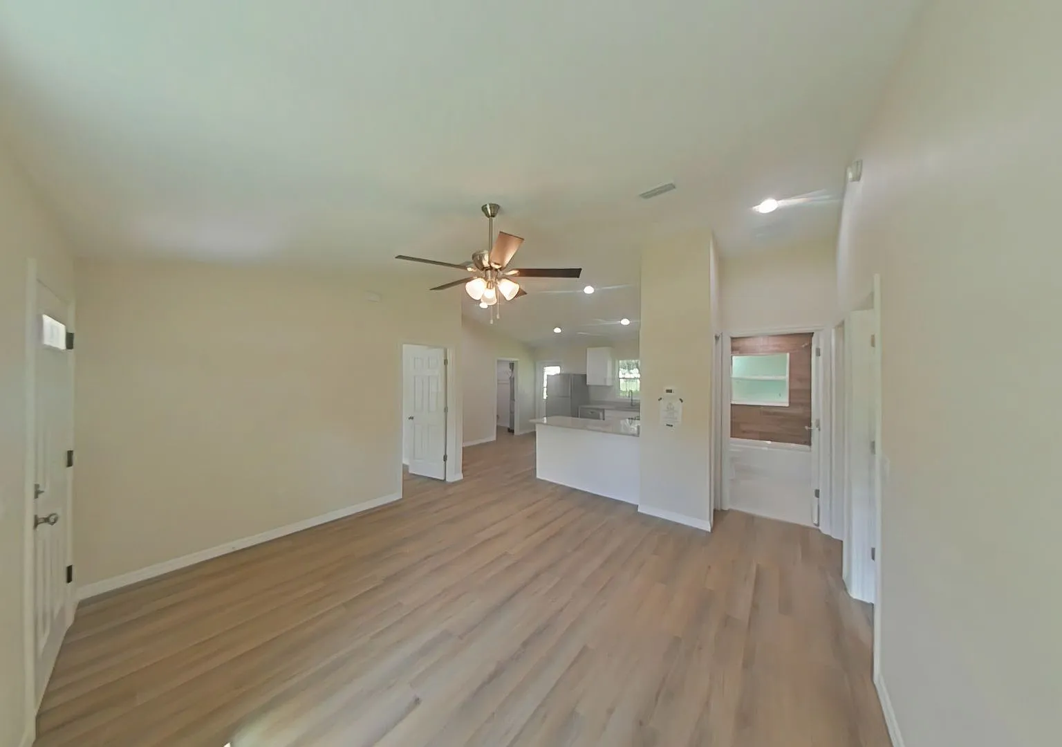 Brand New 3 Bedroom, 2 Bath Home Dunnellon — Photo 4