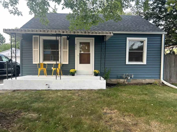 844 Drexel Blvd, Machesney Park, IL 61115