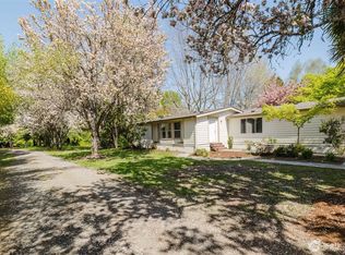 105 Schoolhouse Rd, Brinnon, WA 98320