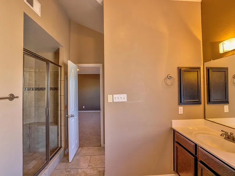 6632 Westfield Dr — Photo 29