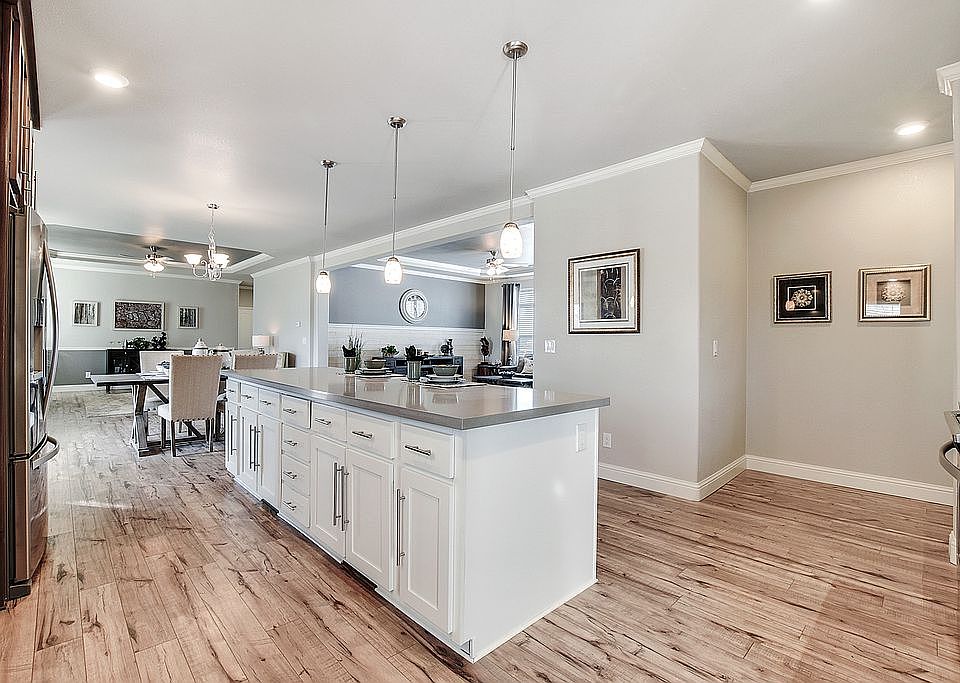 2nd image of 2078 Antelope Way