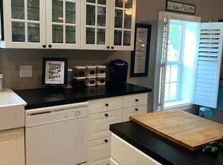 326 Parris Rd, Cowpens, SC 29330