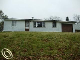 1st image of 827 Walnut Ave