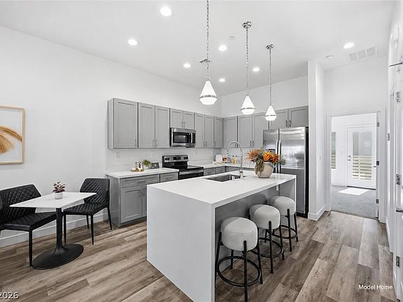 4th image of 1124 Prospering Creek St