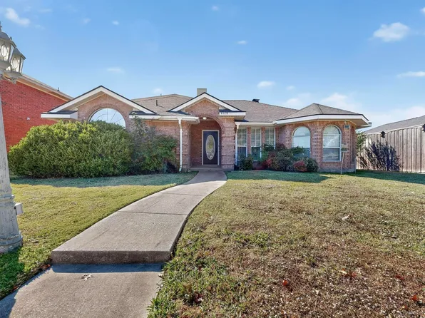 8510 Hartford Dr, Rowlett, TX 75089