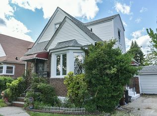 227-11 114th Rd, Cambria Heights, NY 11411