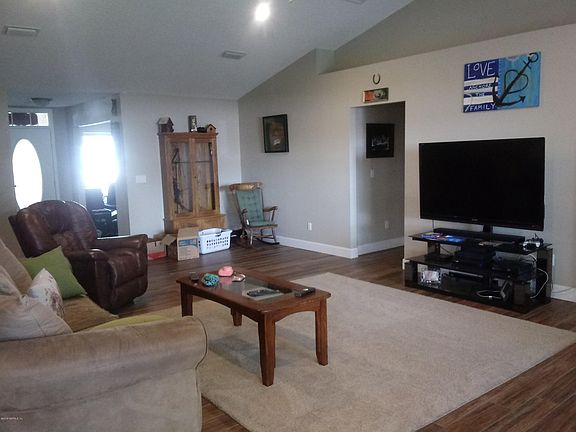 3rd image of 3236 Silverado Cir